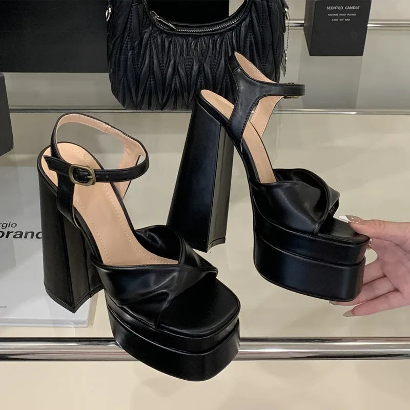 Talons "bratz"