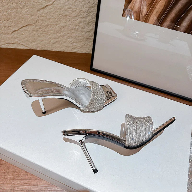 Talons "shine"